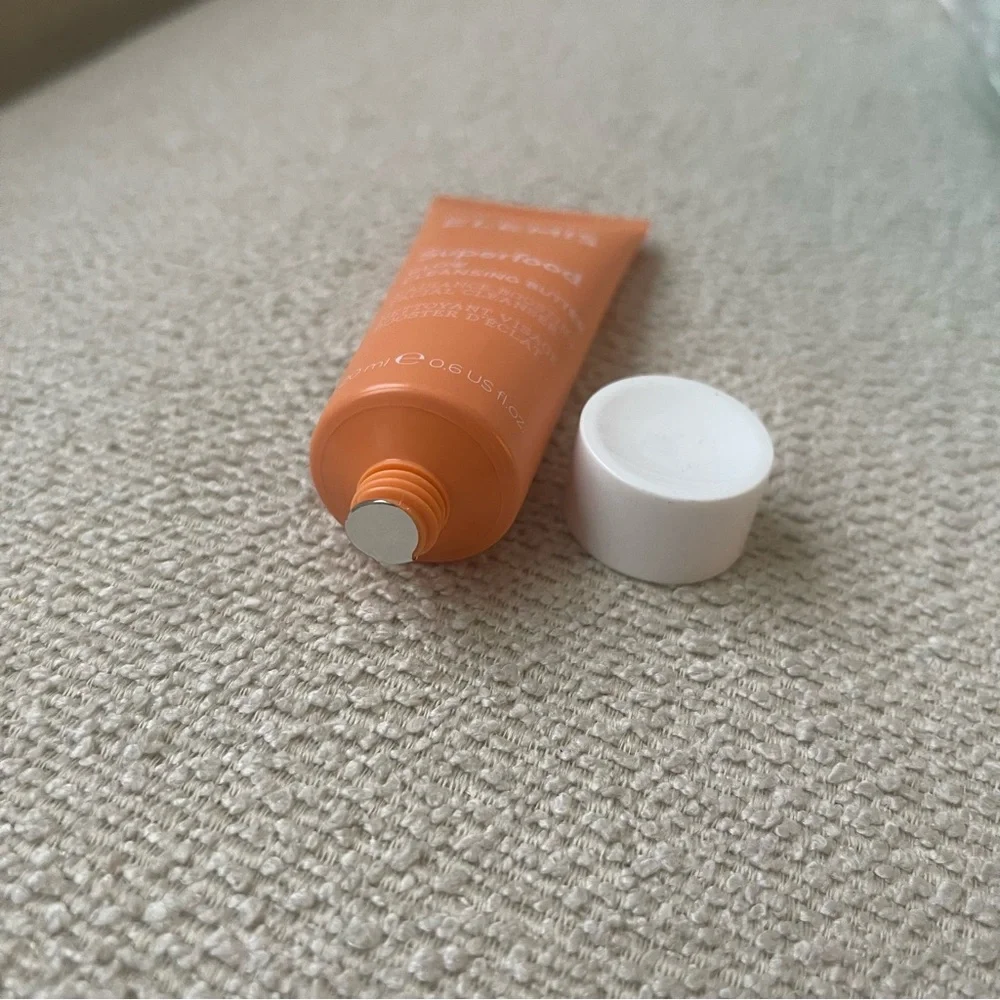 ELEMIS Superfood AHA Glow Cleansing Butter